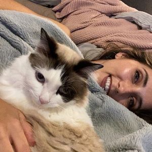 Meet your Posher, Jessica